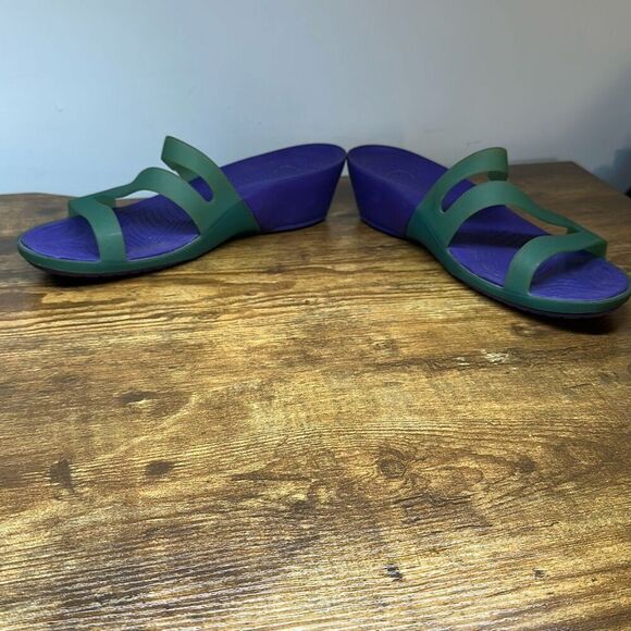 CROCS Patricia Women’s 10 Purple Green Slip on Sandals Shoes - Picture 5 of 8